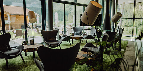 The cozy lounge at the Lürzerhof