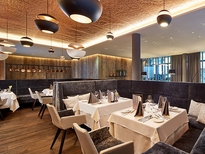 Cosy restaurant in the gourmet wellness hotel Lürzerhotel