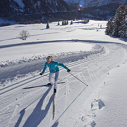 A cross-country skier at the Lürzerhof cross-country skiing hotel in Austria