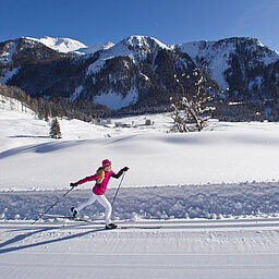 A cross-country skier at the Lürzerhof cross-country skiing hotel in Austria