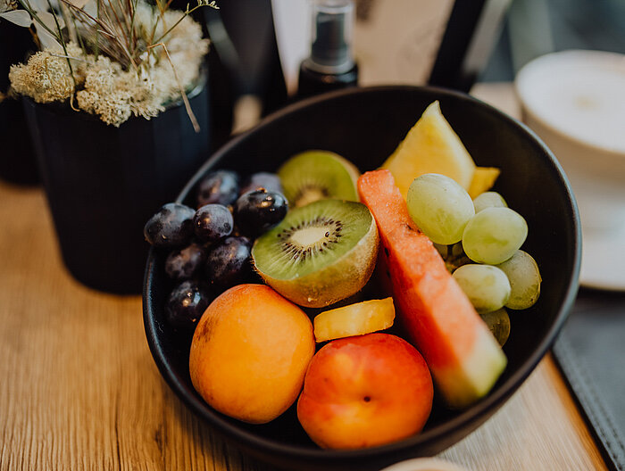 A fruit bowl on the breakfast table at the Gourmet & Wellness Hotel Lürzerhof